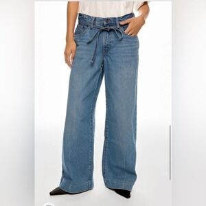 Levi's Medium Wash‎ XL Straight Women's Jeans 28
